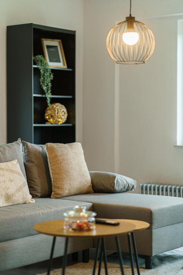 Grosszuegiges Apartment Mit Balkon Fuer Monteure Und Feriengaeste Dillingen Exterior foto